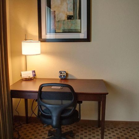 Cobblestone Inn & Suites - Waverly Luaran gambar